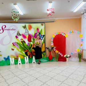 Colectivul IET nr. 155 vă urează o primăvară frumoasă